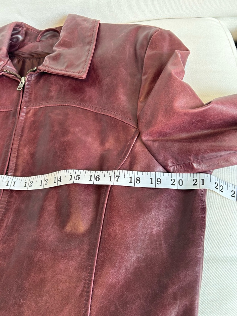 Danier leather jacket - Picture 13 of 16